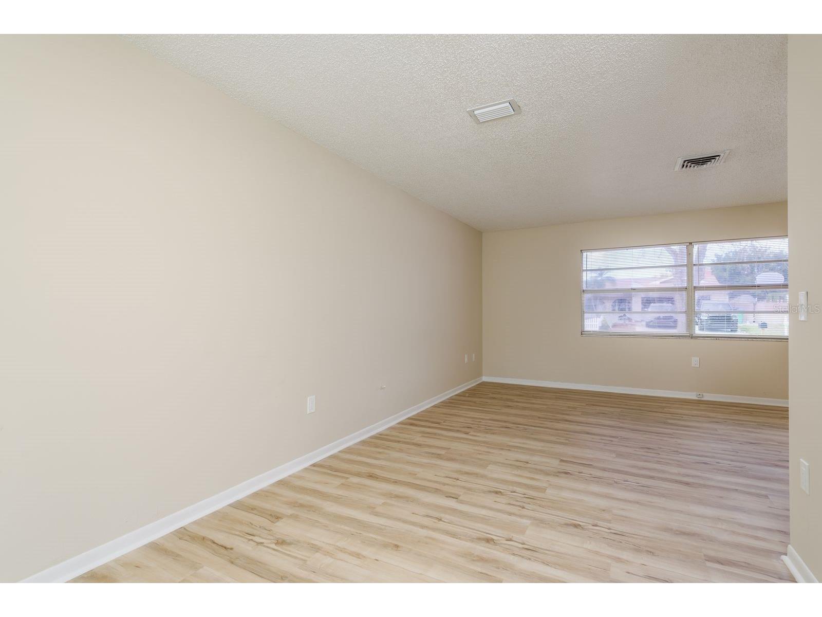 2977 Palmetto Court Dunedin FL 34698 TB8483269 image10