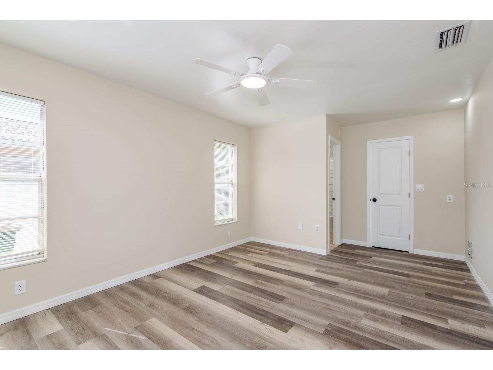 2977 Palmetto Court Dunedin FL 34698 TB8483269 image18