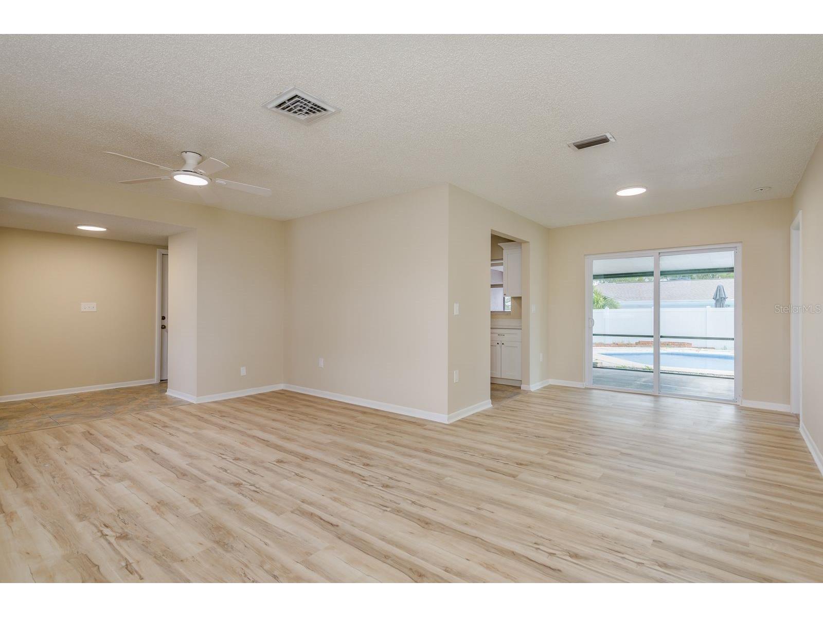 2977 Palmetto Court Dunedin FL 34698 TB8483269 image8