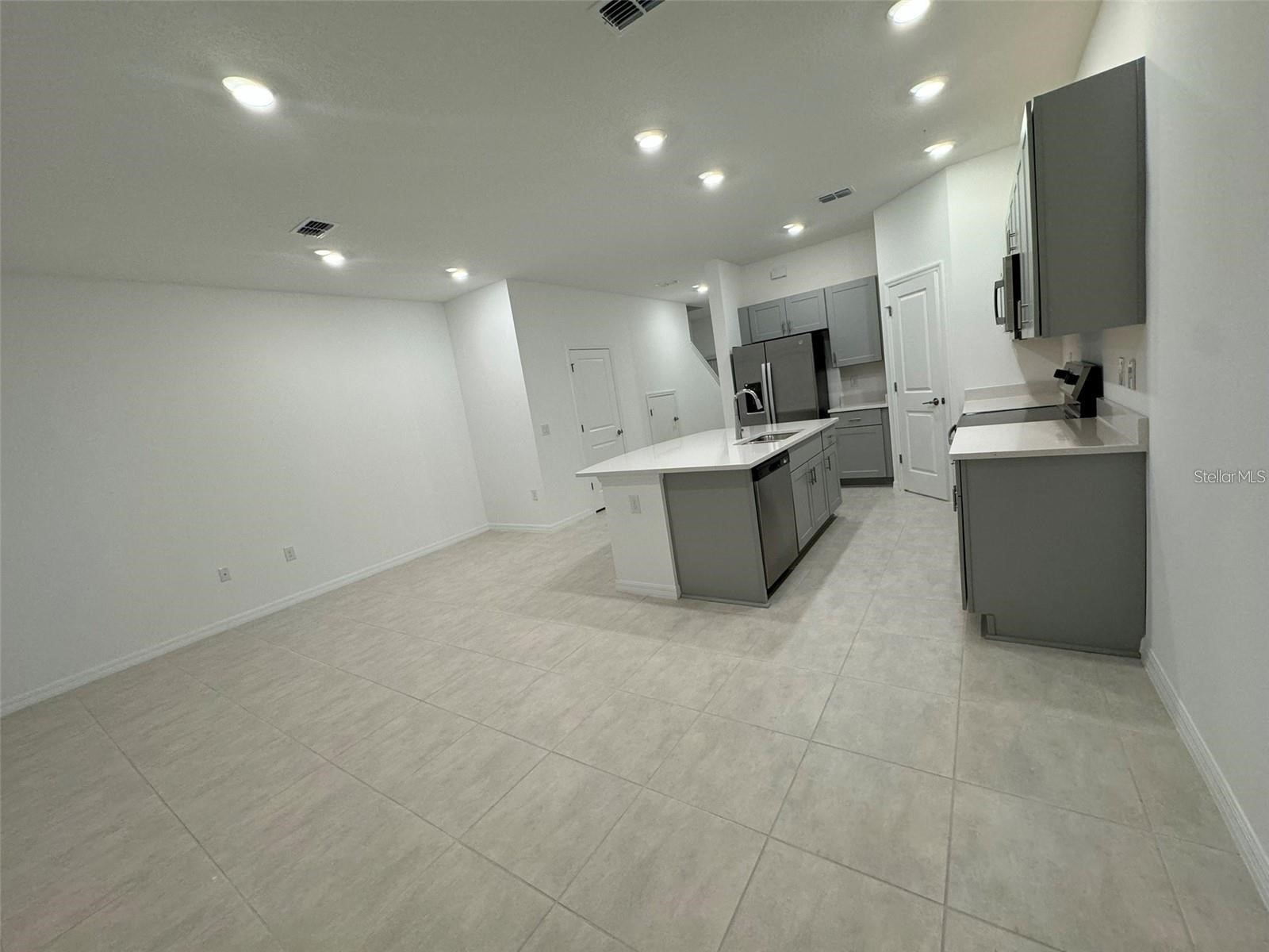 2978 Canary Avenue Davenport FL 33837 S5137311 image4