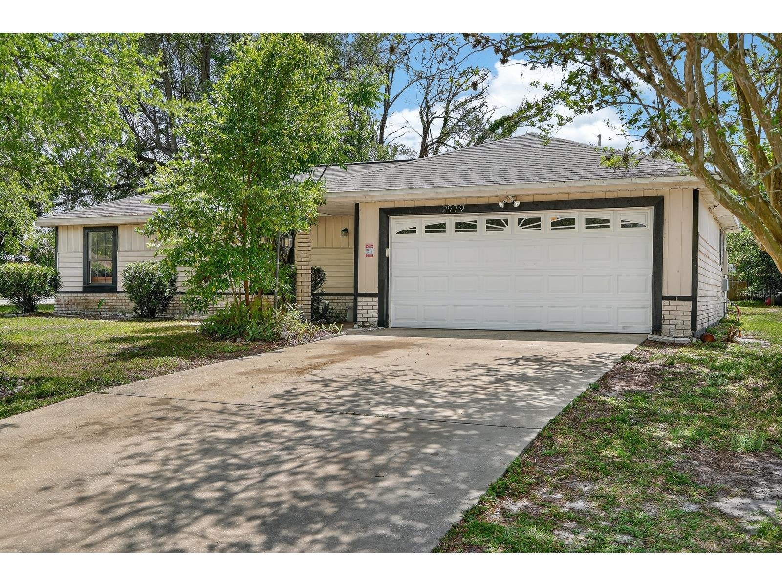 2979 Chilton Street Deltona FL 32738 V4948284 image1
