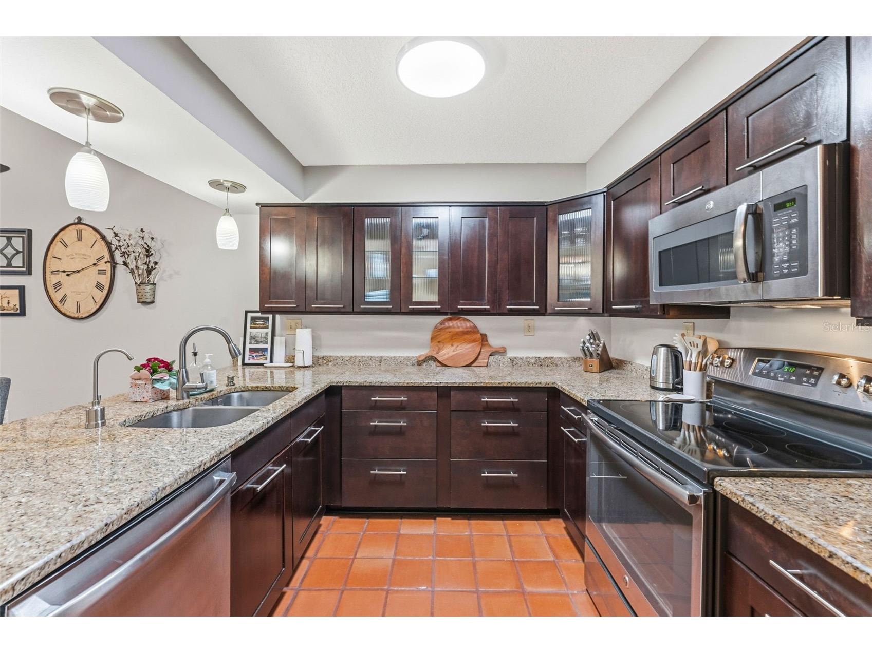 2979 W Knights Avenue Tampa FL 33611 TB8496137 image9