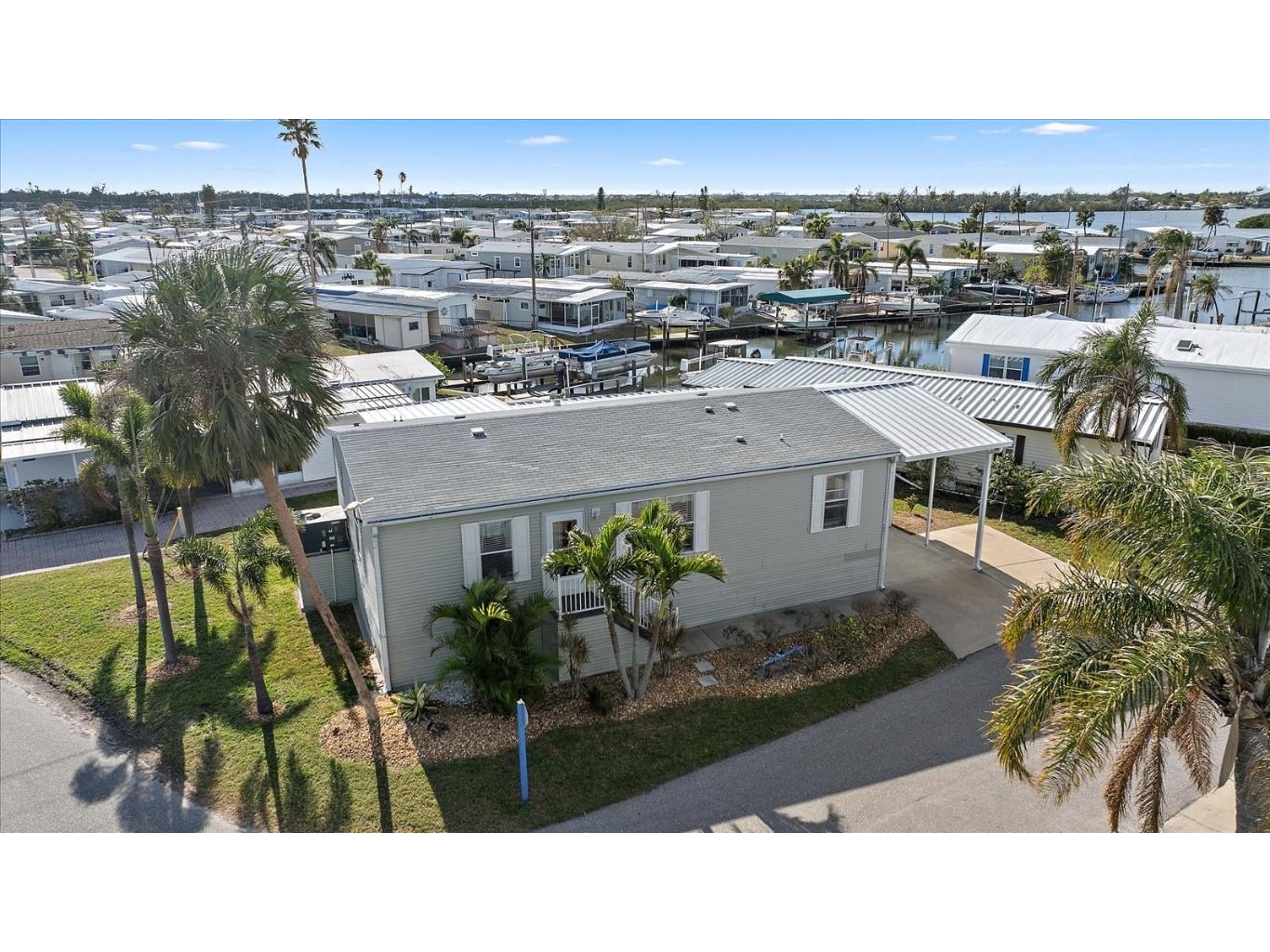 298 Bahama Drive Palmetto FL 34221 A4633084 image1