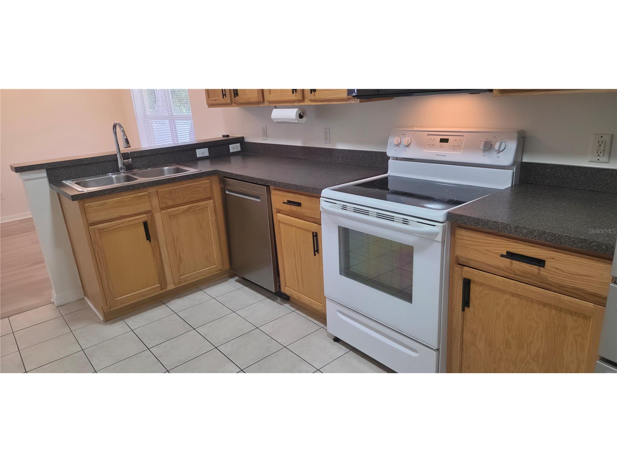 298 Hammock Court Davenport FL 33896 O6410333 image7