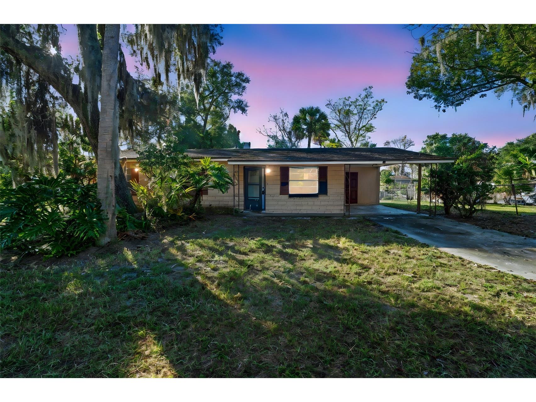 298 Nursery Street Oviedo FL 32765 V4946632 image1