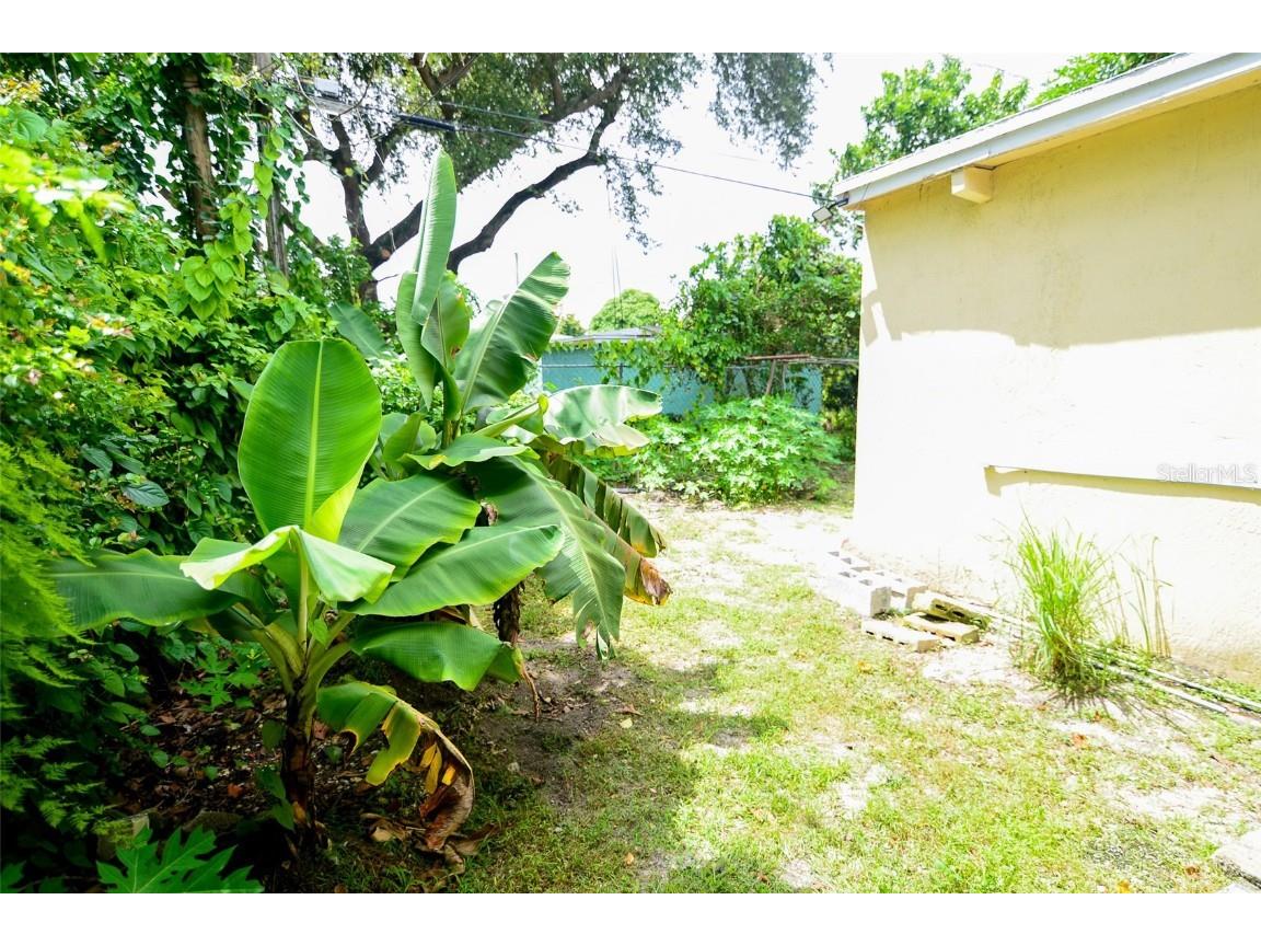 298 NW 104th Street Miami FL 33150 O6329861 image31