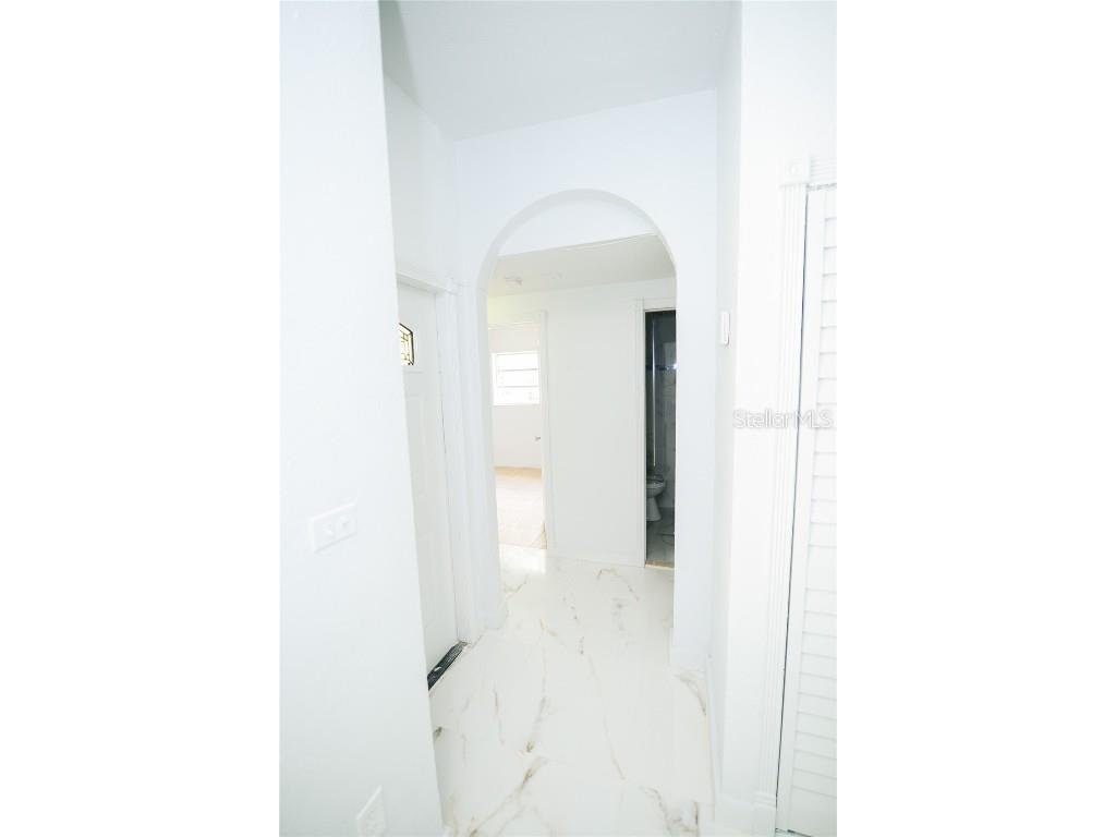 298 NW 104th Street Miami FL 33150 O6329861 image8