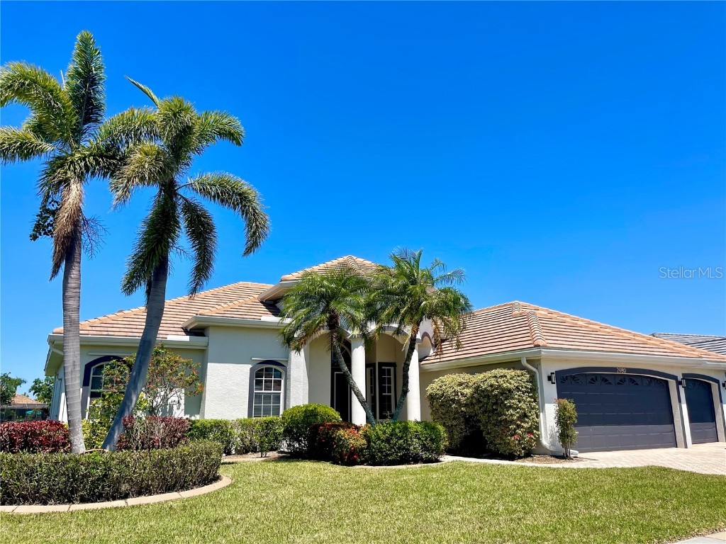 2980 Seasons Boulevard Sarasota FL 34240 A4649515 image1