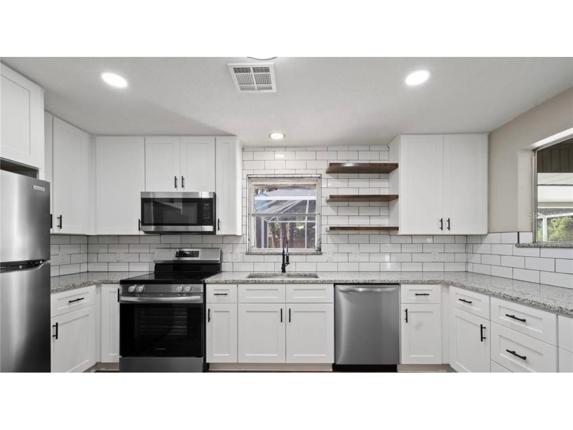 2981 Crane Avenue North Port FL 34286 A4681195 image3