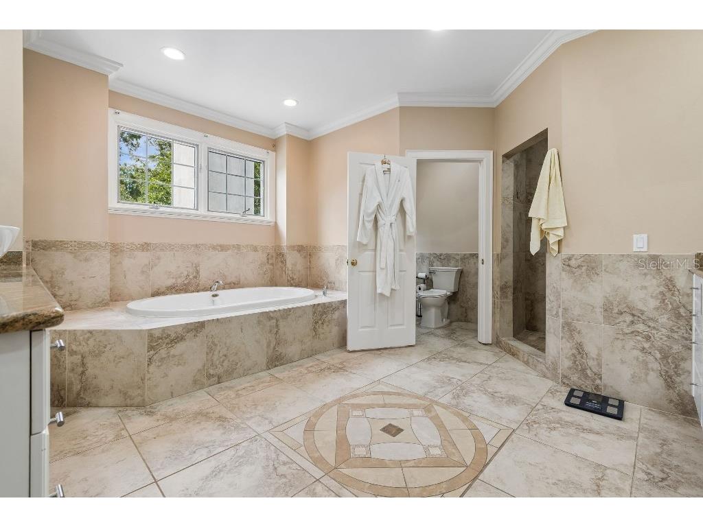 2984 Jeff Myers Circle Sarasota FL 34240 TB8515402 image27