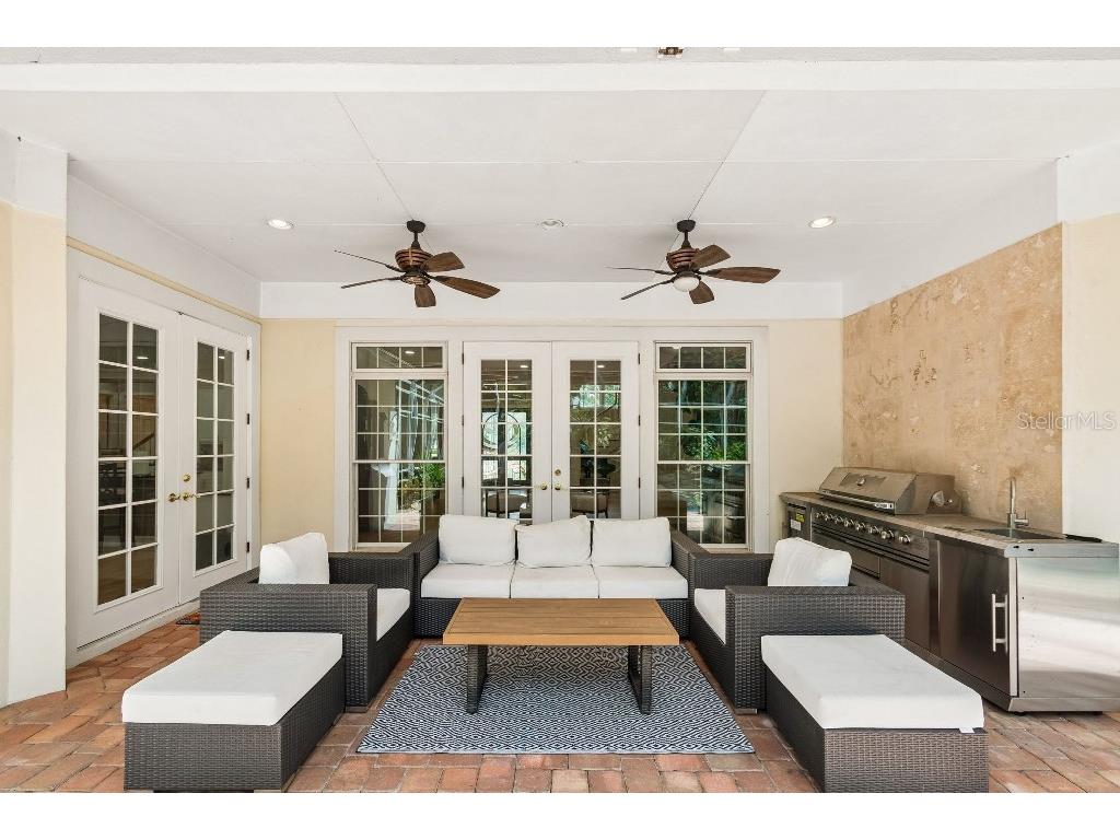 2984 Jeff Myers Circle Sarasota FL 34240 TB8515402 image5