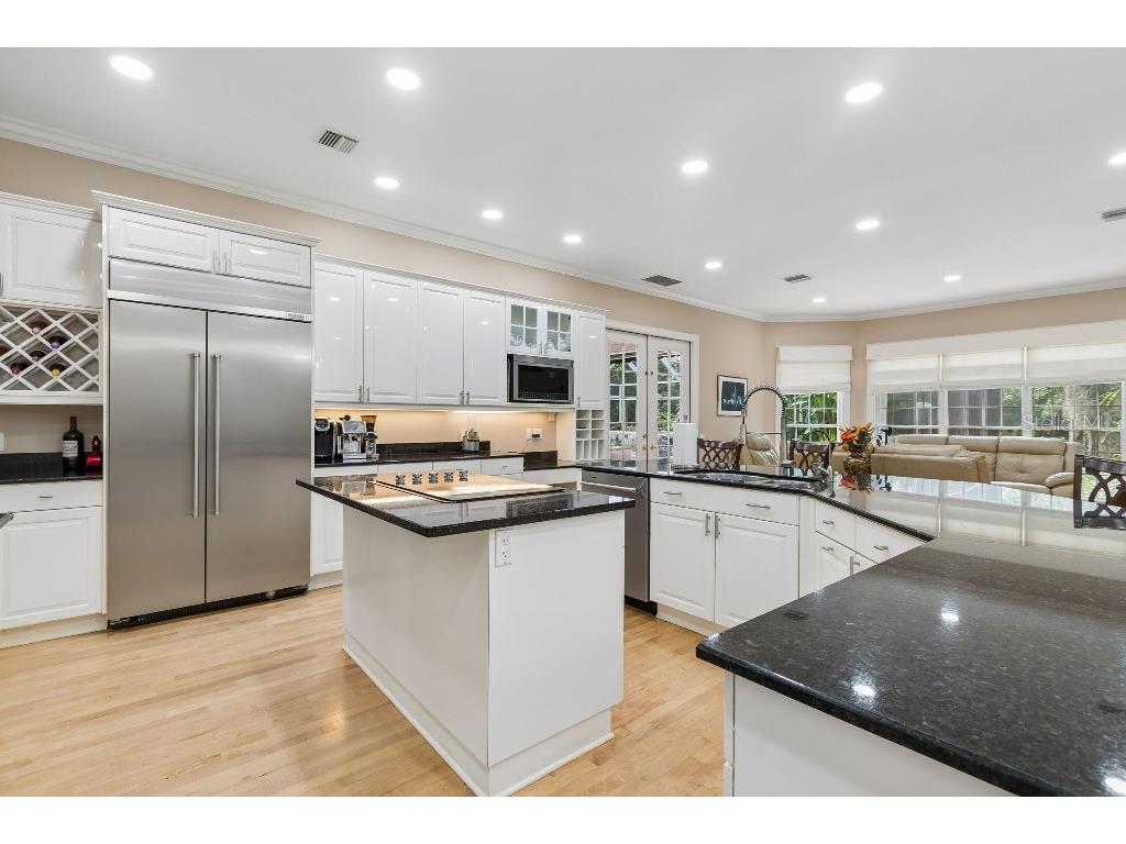 2984 Jeff Myers Circle Sarasota FL 34240 TB8515402 image7