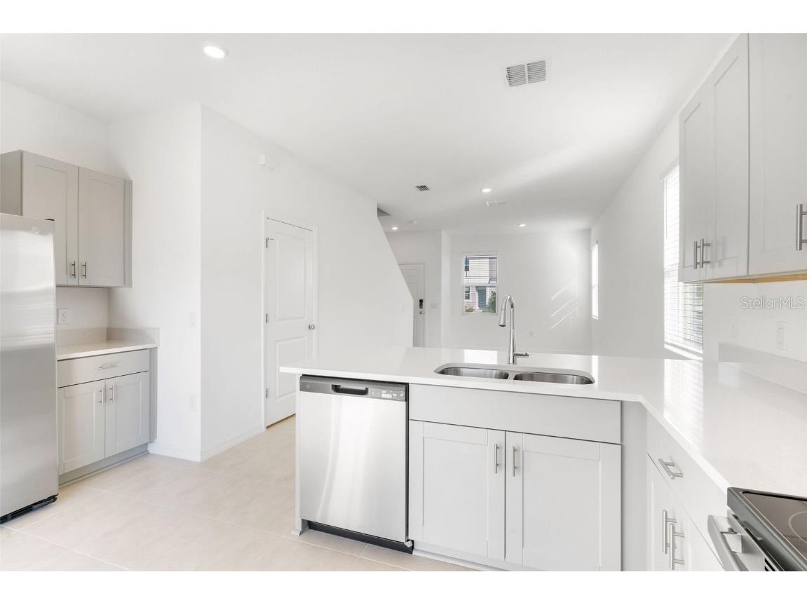 2987 Skyline Loop Kissimmee FL 34758 O6363827 image16