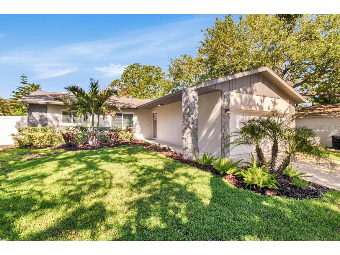 2988 Sugar Bear Trail Palm Harbor FL 34684 TB8372291 image1