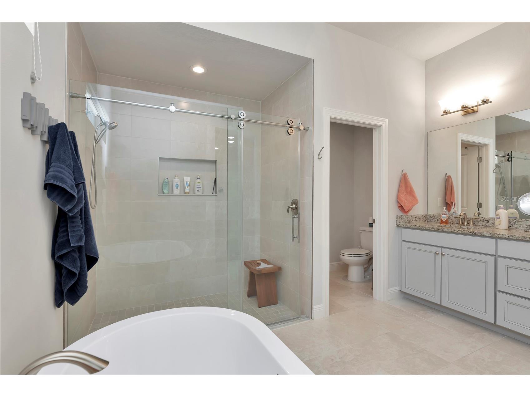 2989 Breezy Meadows Drive Clearwater FL 33760 TB8511191 image22