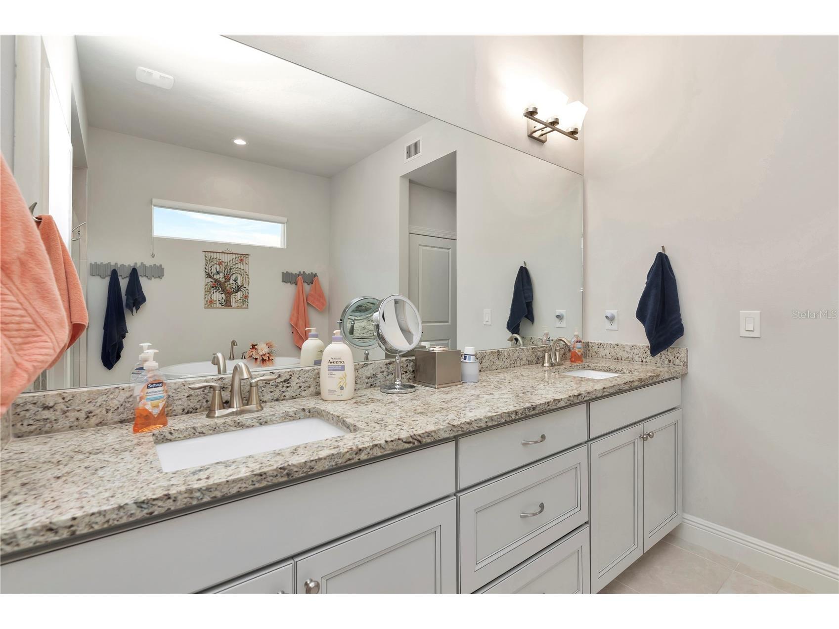 2989 Breezy Meadows Drive Clearwater FL 33760 TB8511191 image23