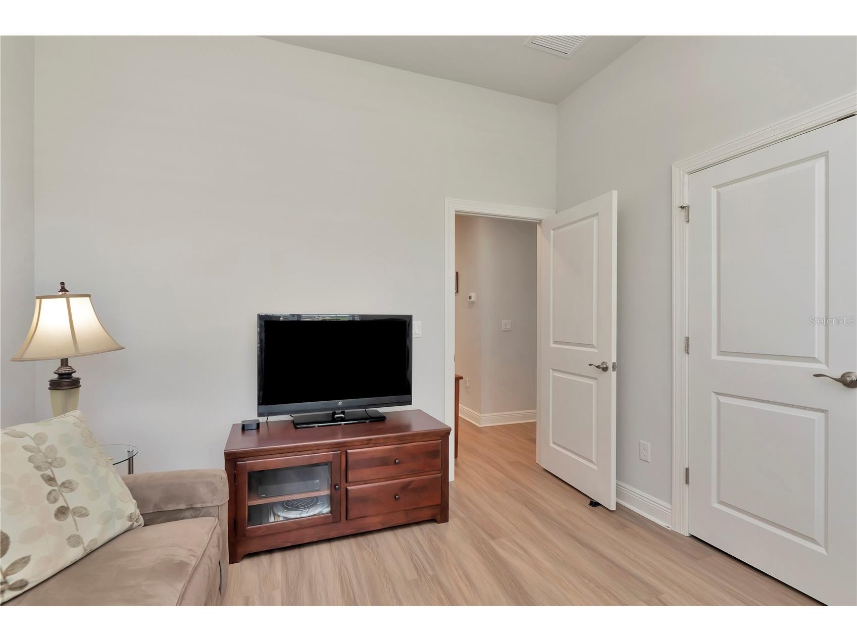 2989 Breezy Meadows Drive Clearwater FL 33760 TB8511191 image30