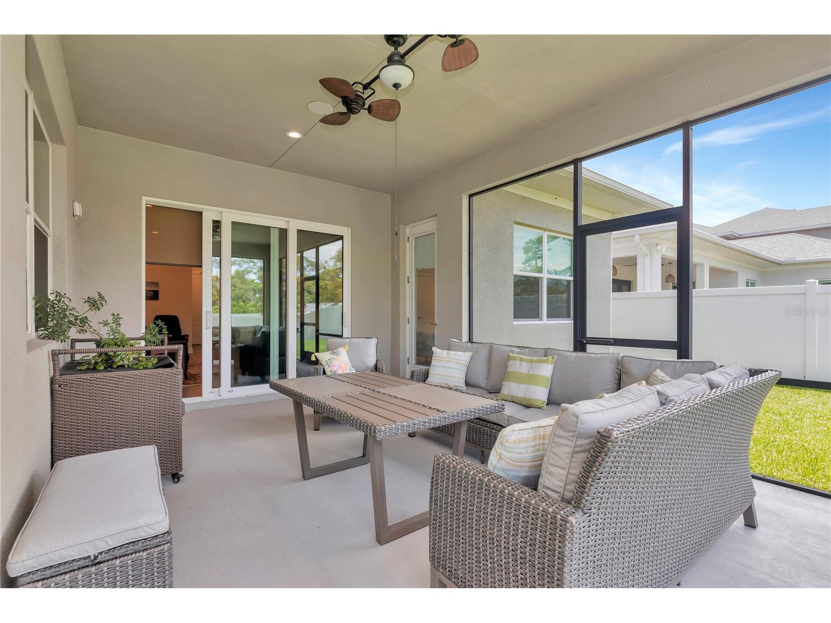 2989 Breezy Meadows Drive Clearwater FL 33760 TB8511191 image6