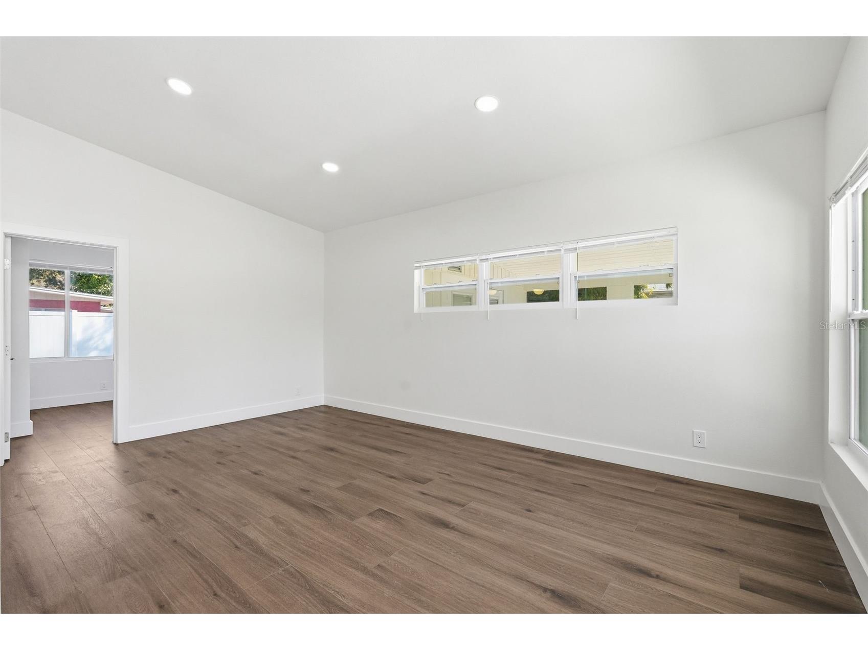2989 Greenbriar Street Sarasota FL 34237 TB8507802 image13