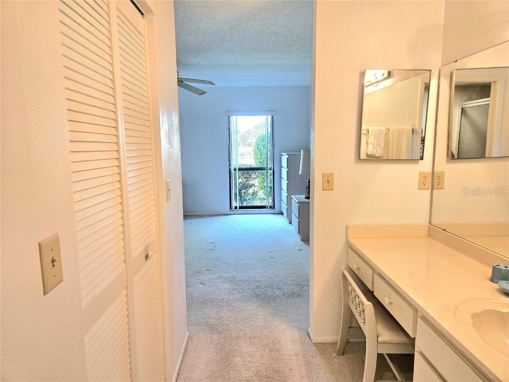 2989 Taywood Meadow #19 Sarasota FL 34235 A4672767 image17