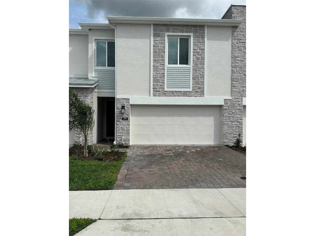 299 Nine Iron Drive Davenport FL 33896 O6185312 image1