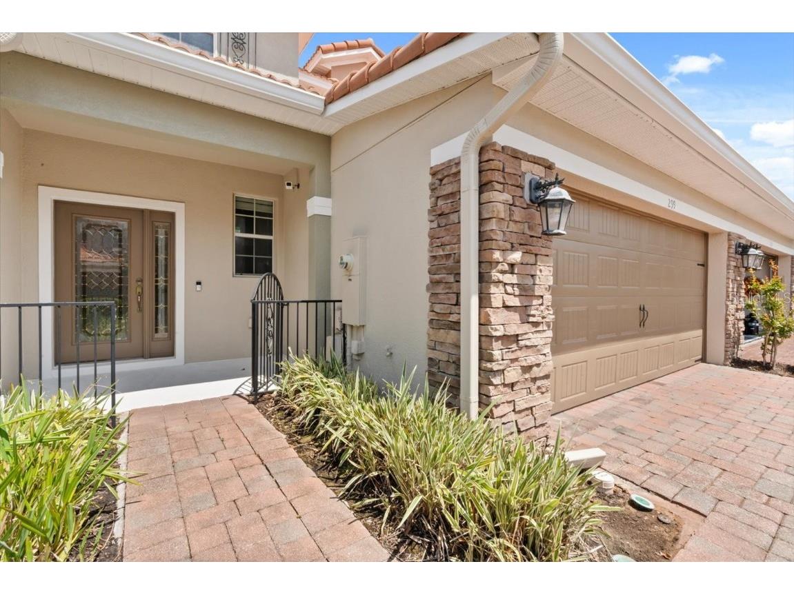 299 Terracina Drive Sanford FL 32771 O6310266 image1