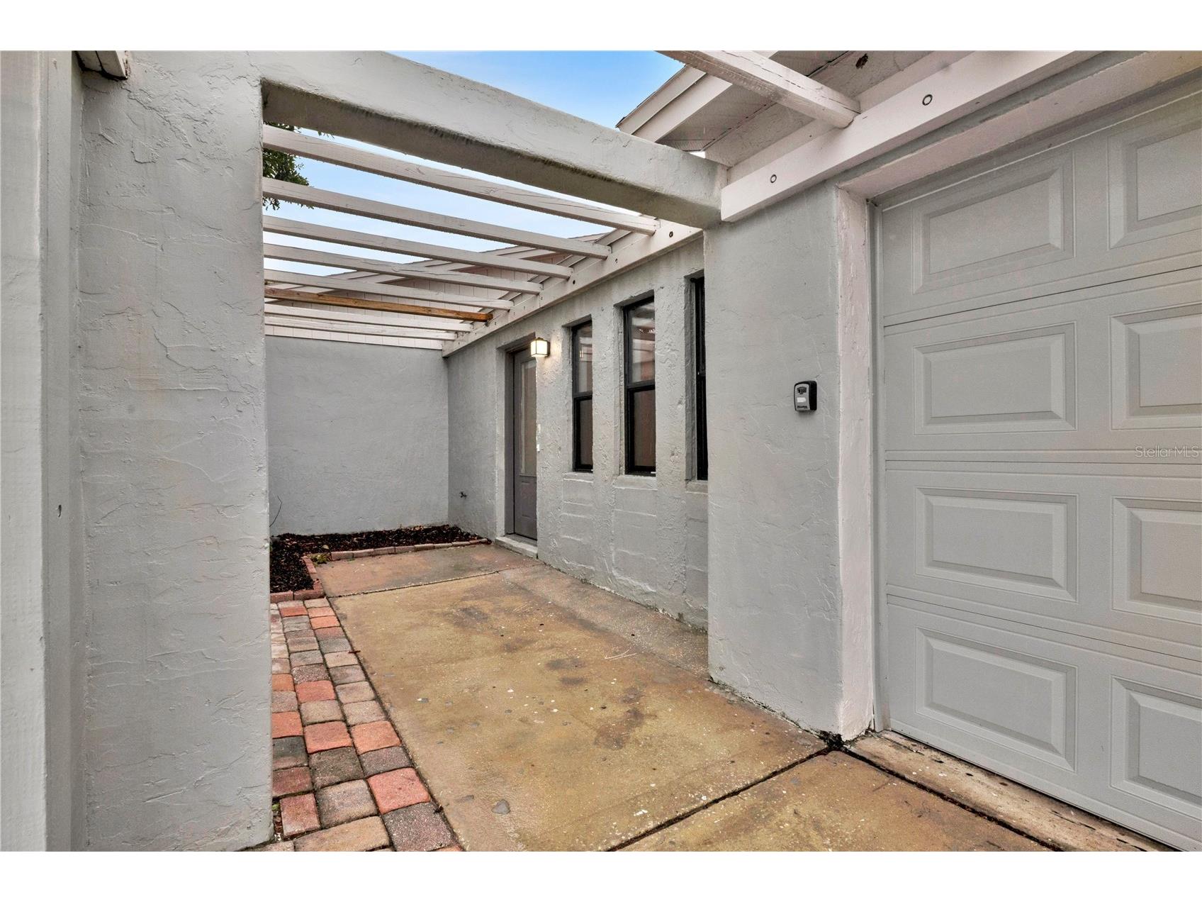 299 Valencia Avenue Kissimmee FL 34743 O6404663 image3