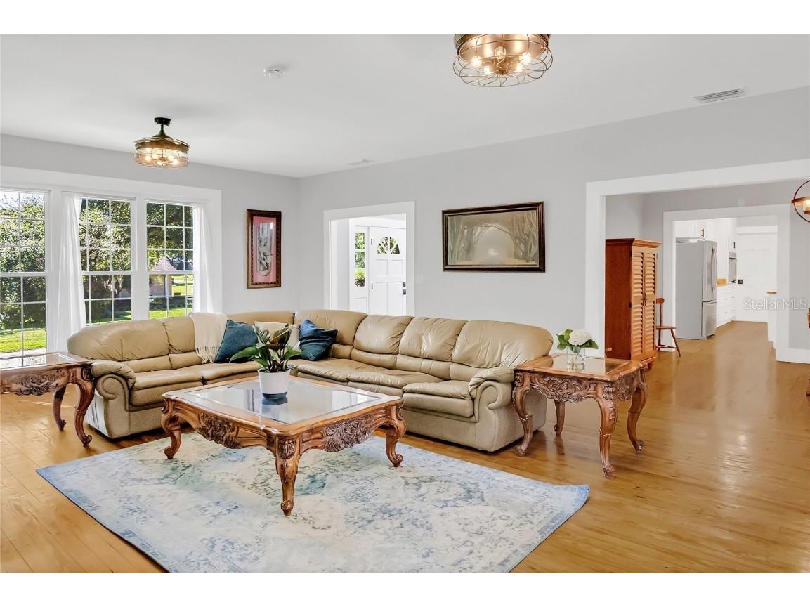 299 W 4th Avenue Windermere FL 34786 O6357207 image8