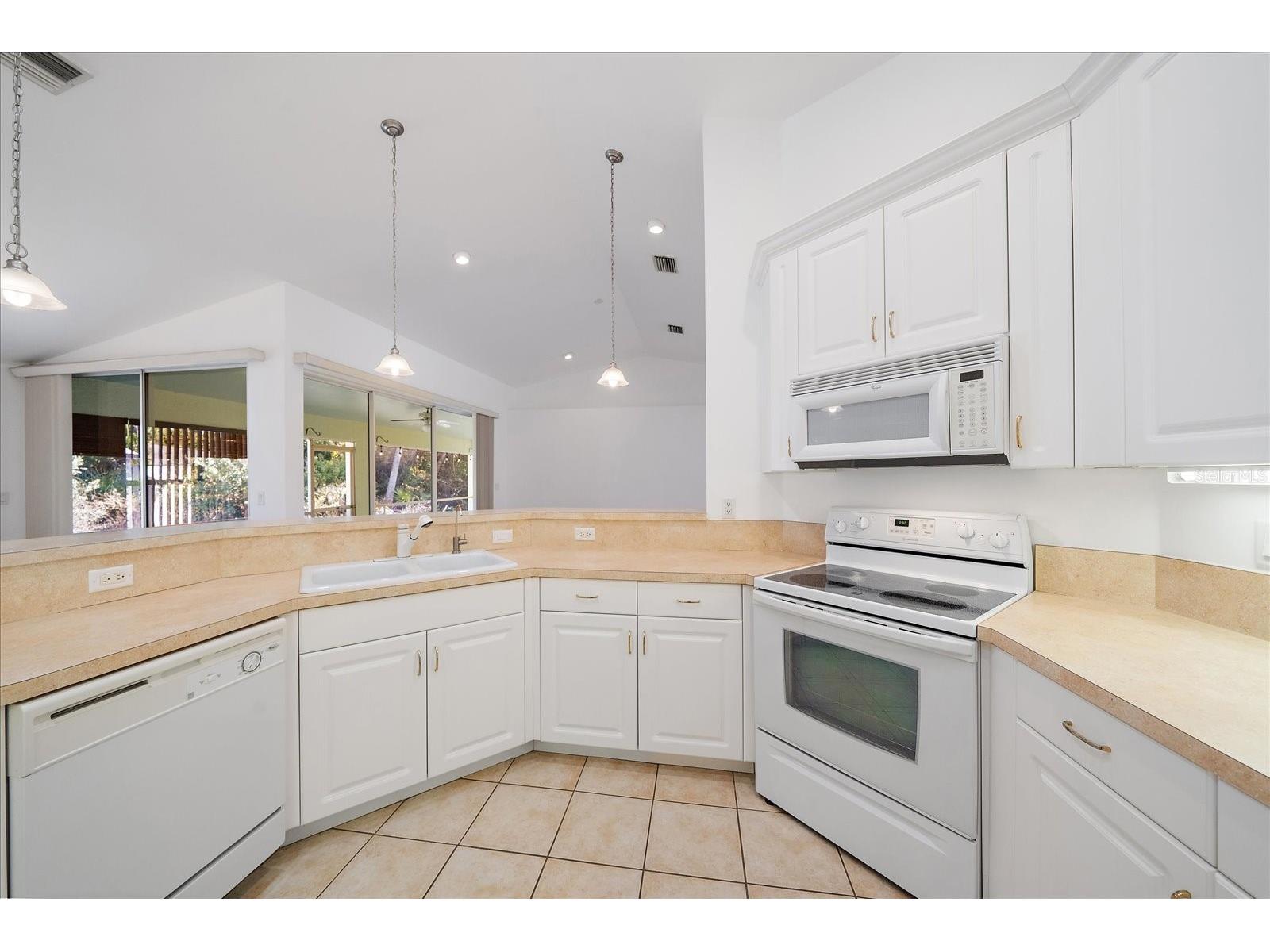 2991 Grandview Drive North Port FL 34288 A4679163 image10