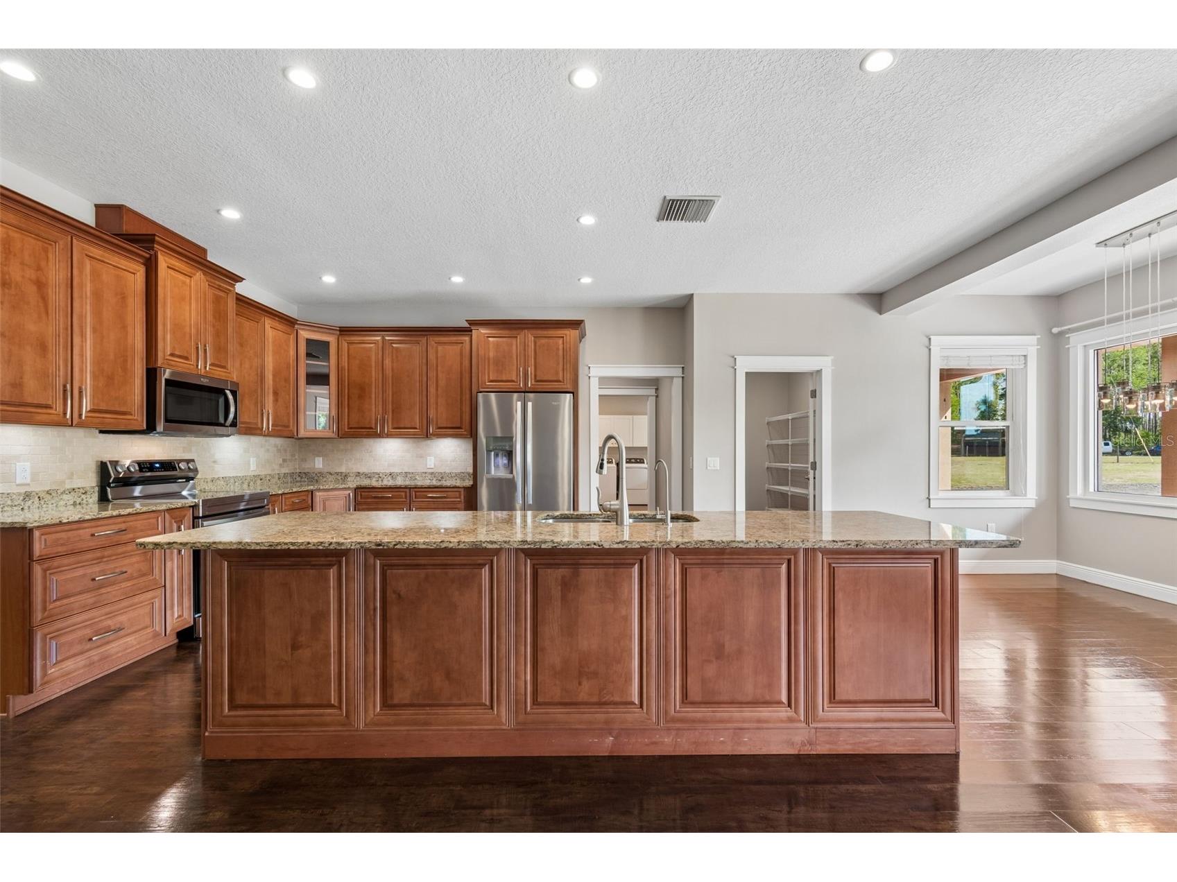 29913 Darby Road Dade City FL 33525 A4693016 image17