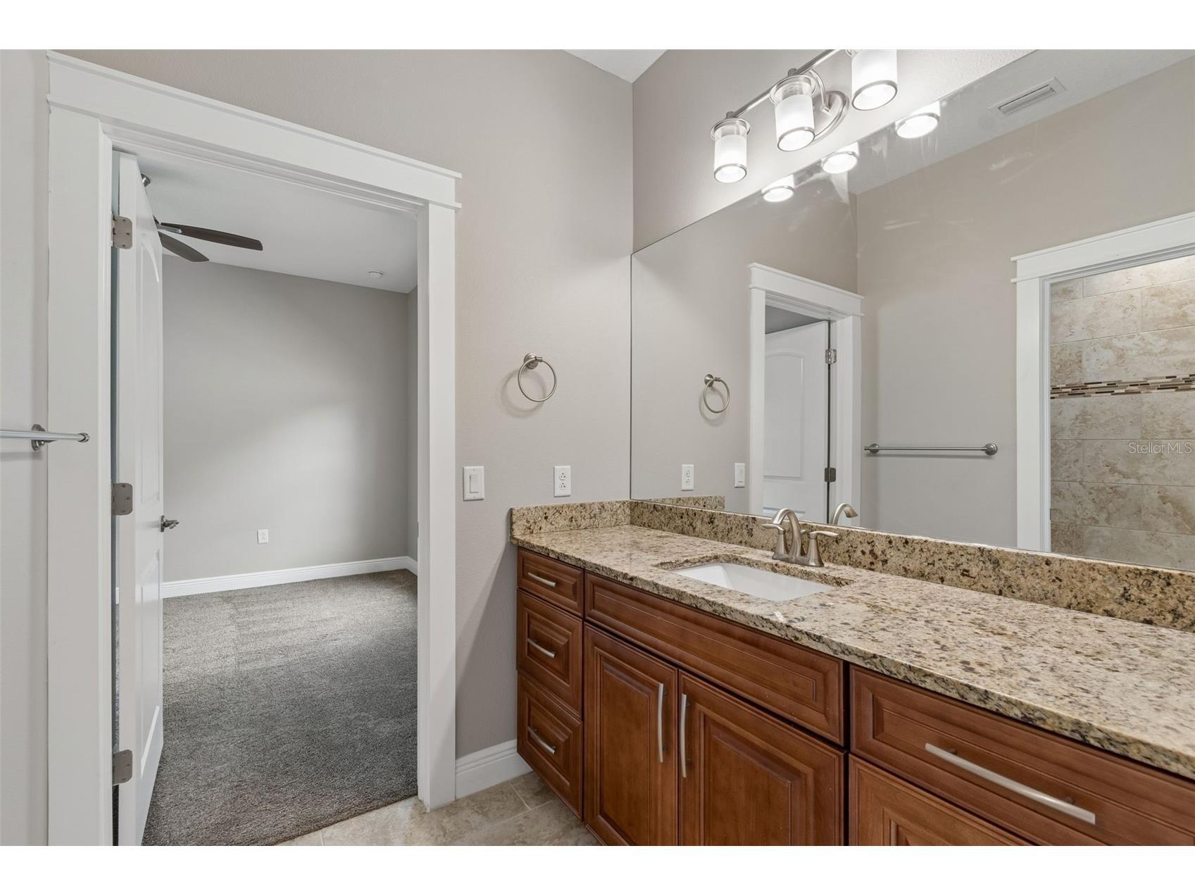 29913 Darby Road Dade City FL 33525 A4693016 image48