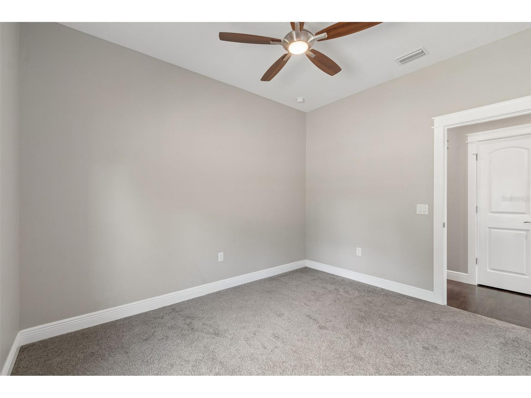 29913 Darby Road Dade City FL 33525 A4693016 image50