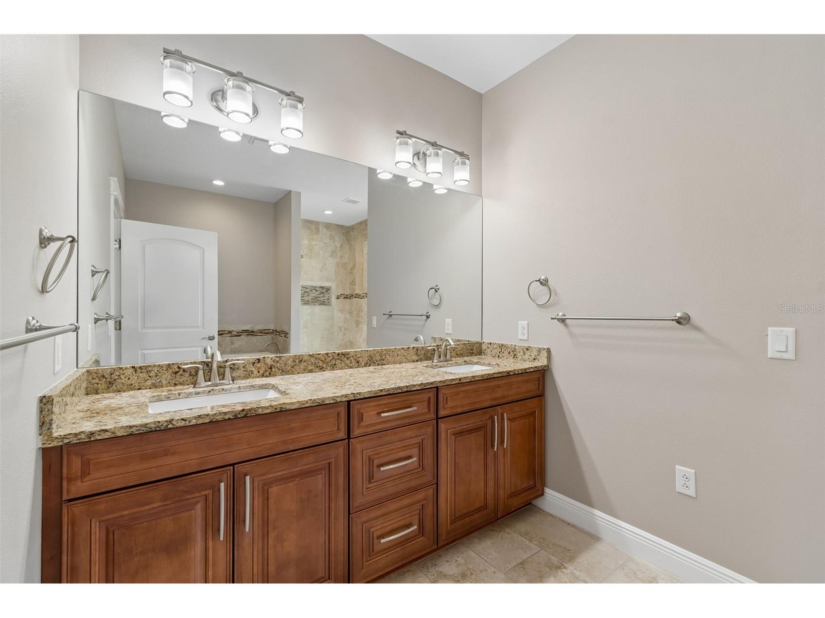 29913 Darby Road Dade City FL 33525 A4693016 image64