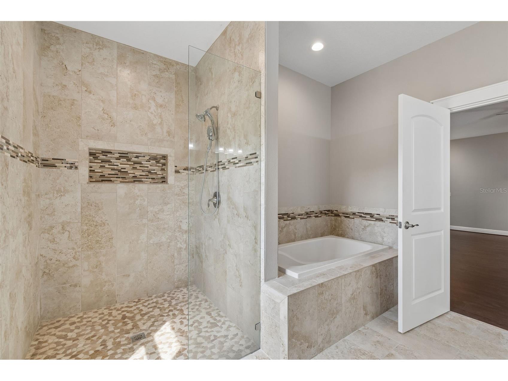 29913 Darby Road Dade City FL 33525 A4693016 image66