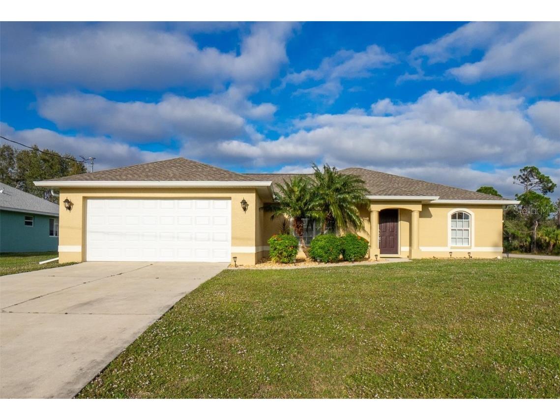 2992 Industry Avenue North Port FL 34288 C7485768 image1