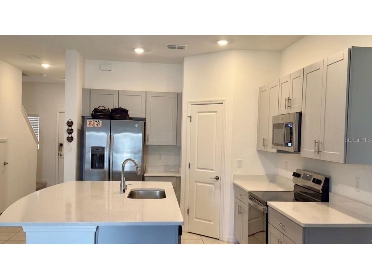 2994 Canary Avenue Davenport FL 33837 S5151311 image2