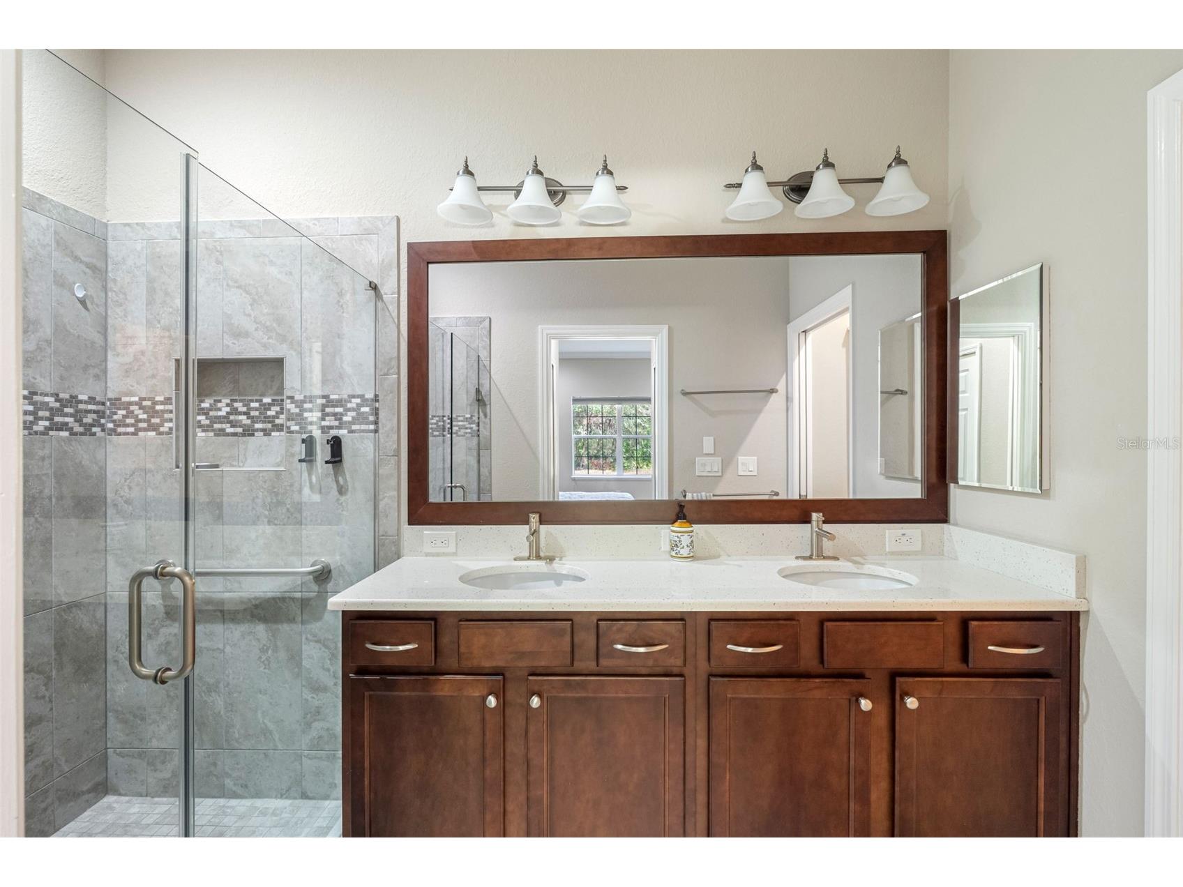 29943 Ganga Way Wesley Chapel FL 33543 TB8488755 image24