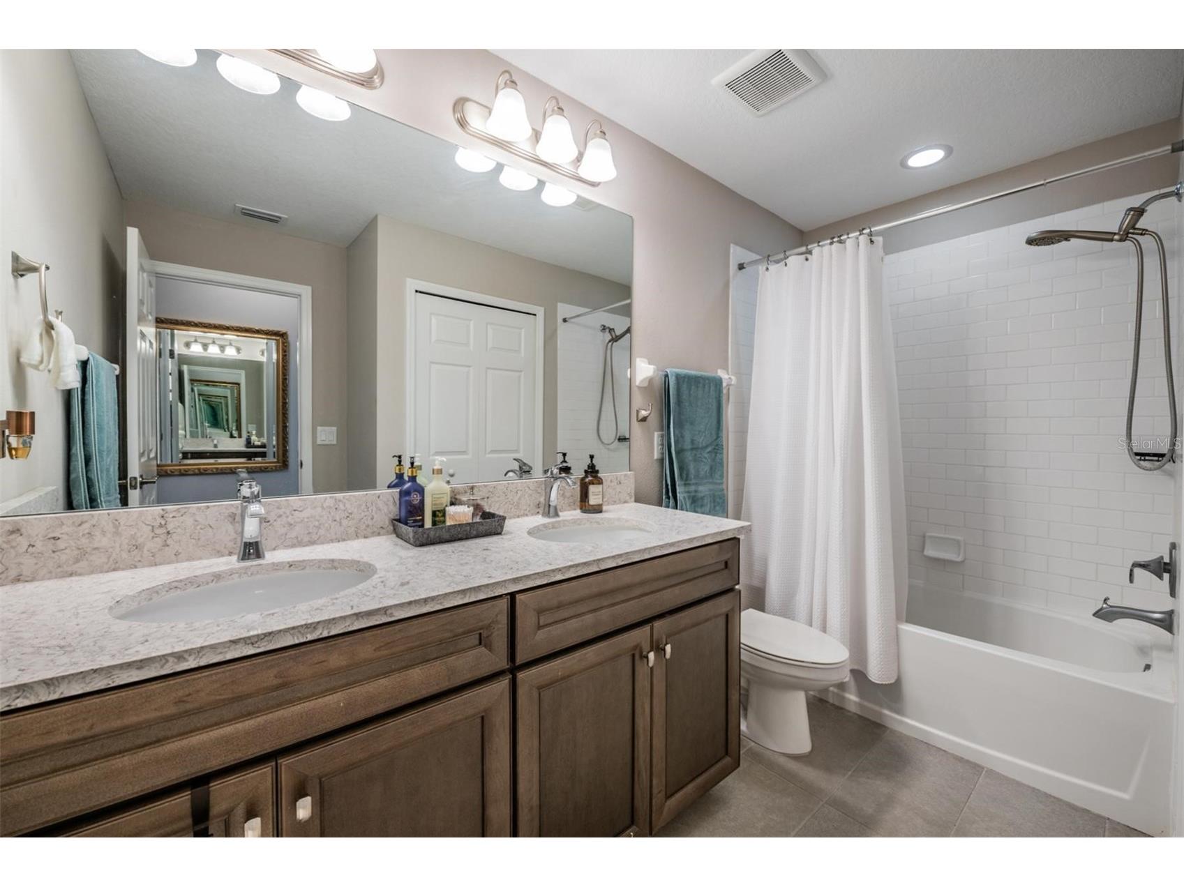 29947 Southwell Lane Wesley Chapel FL 33543 TB8502227 image23