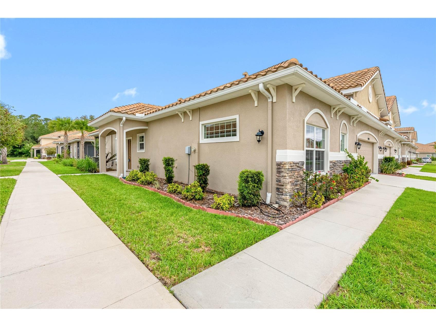 29947 Yamuna Way Wesley Chapel FL 33543 W7884746 image2