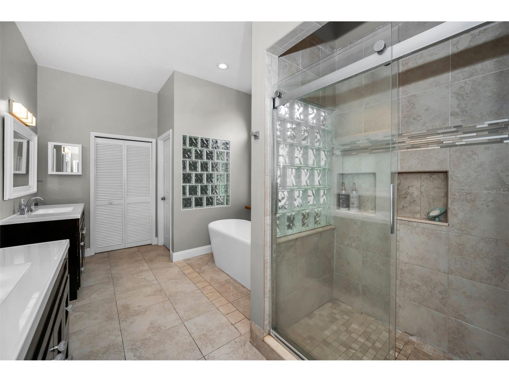 2997 Eagle Estates Circle E Clearwater FL 33761 TB8497271 image49