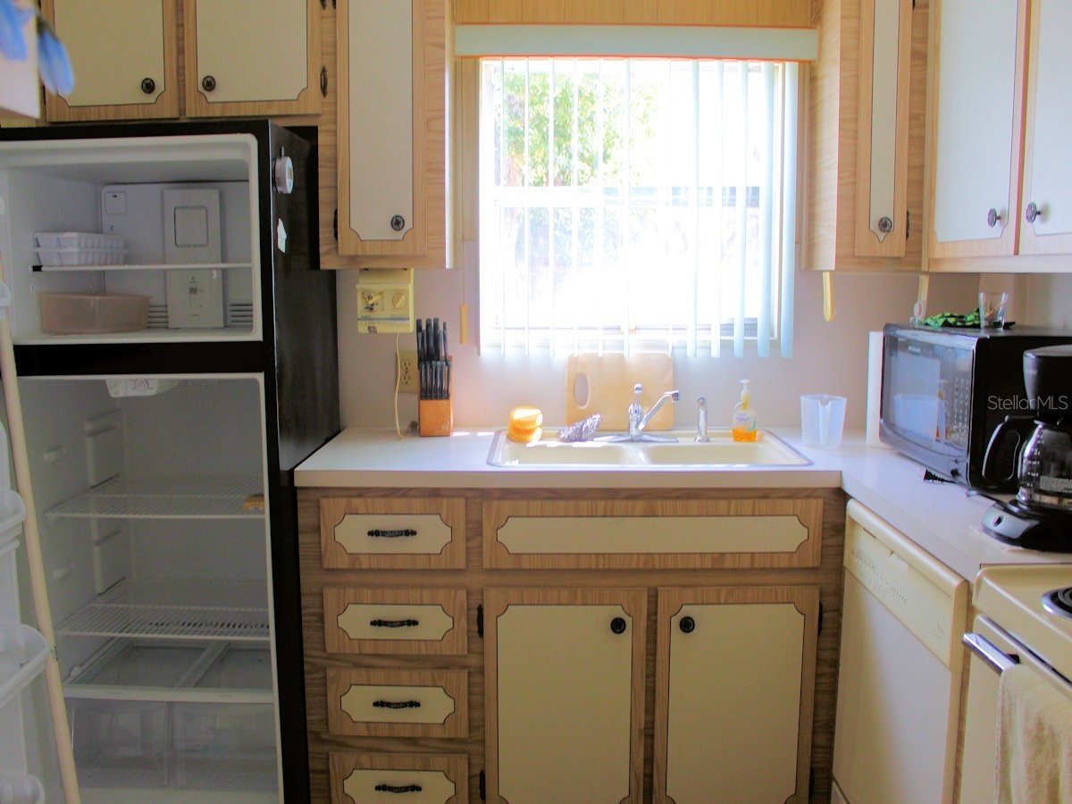 2E Pindo Palm Street E Largo FL 33770 TB8484670 image2