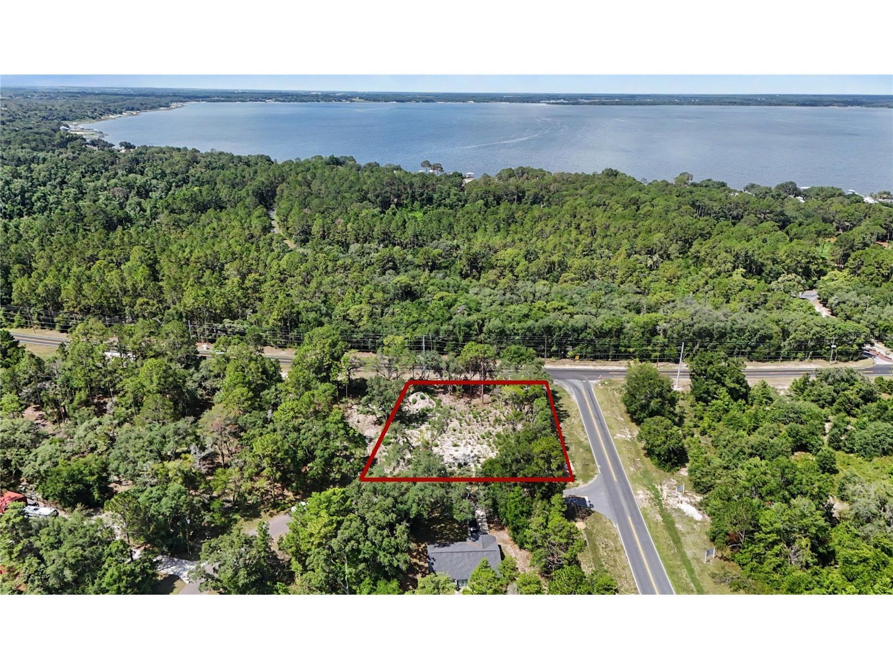 3 Bay Drive Ocklawaha FL 32179 O6422128 image1