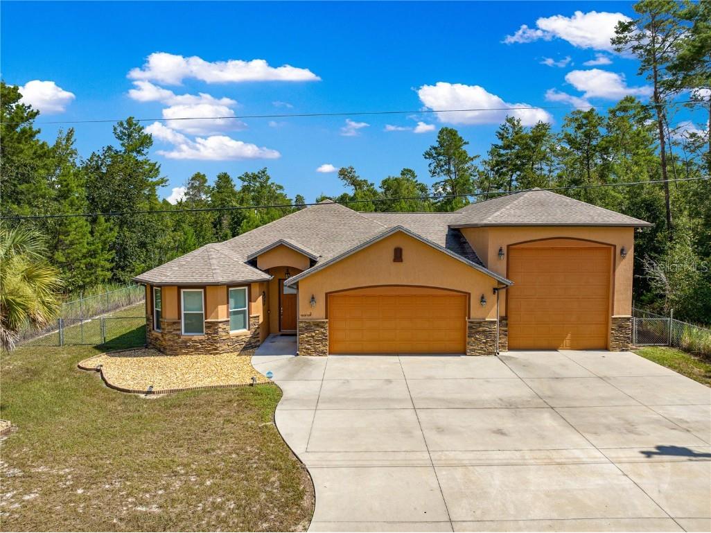 3 Bay Lane Ocklawaha FL 32179 OM706642 image1