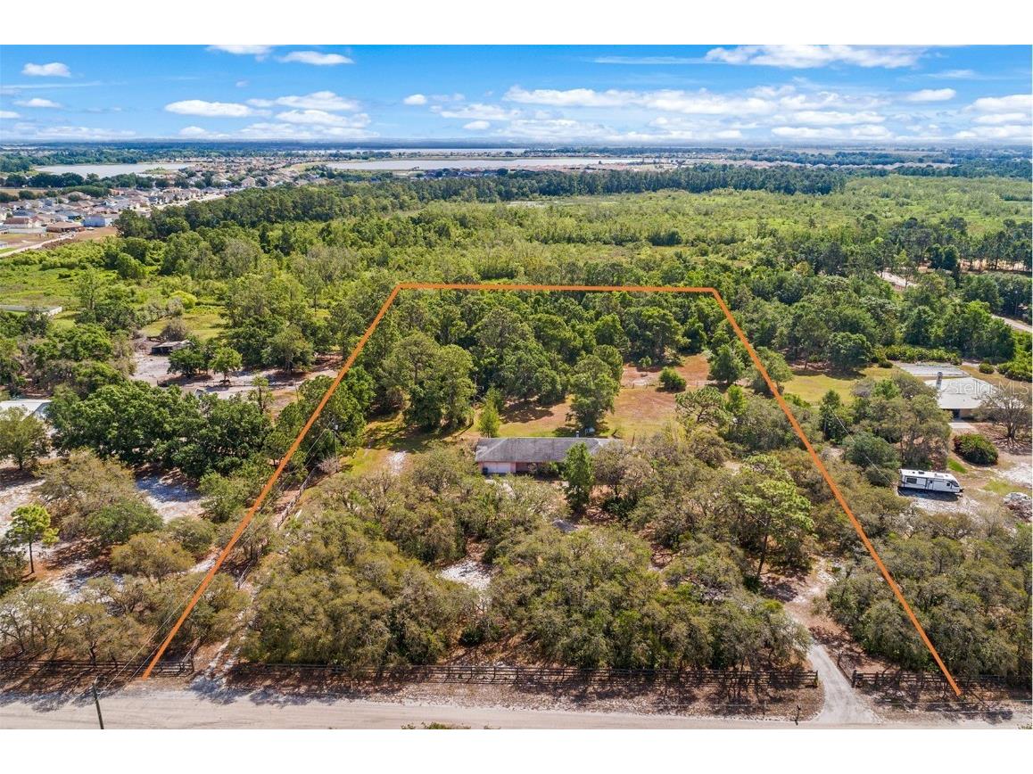 3 Cherry Blossom Lane Winter Haven FL 33884 P4925231 image1