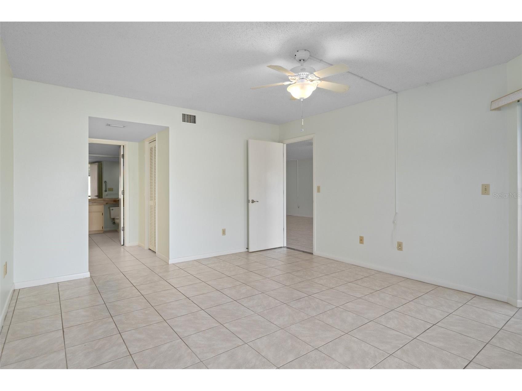 3 Cypress Run #33A Homosassa FL 34446 OM707852 image17