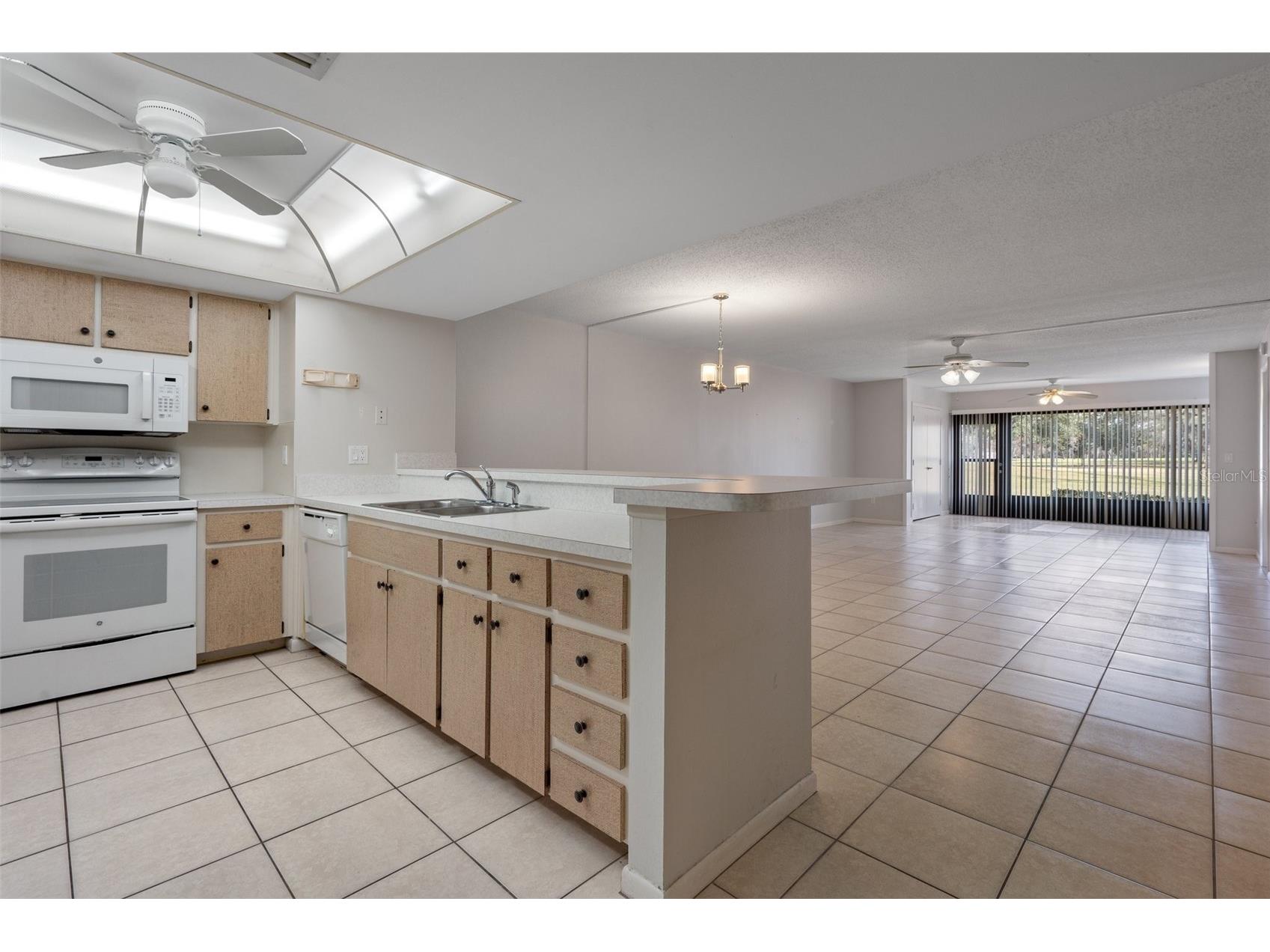 3 Cypress Run #35A Homosassa FL 34446 OM695177 image9