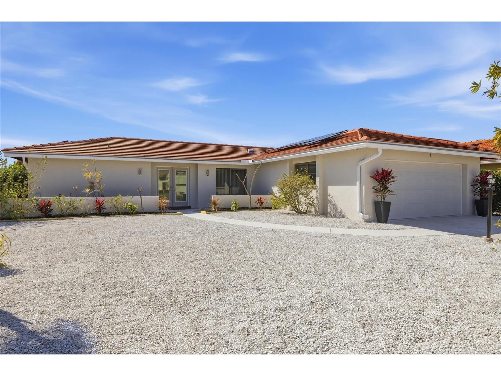 3 Dover Drive Englewood FL 34223 - FORKED CREEK ICW D6146041 image1