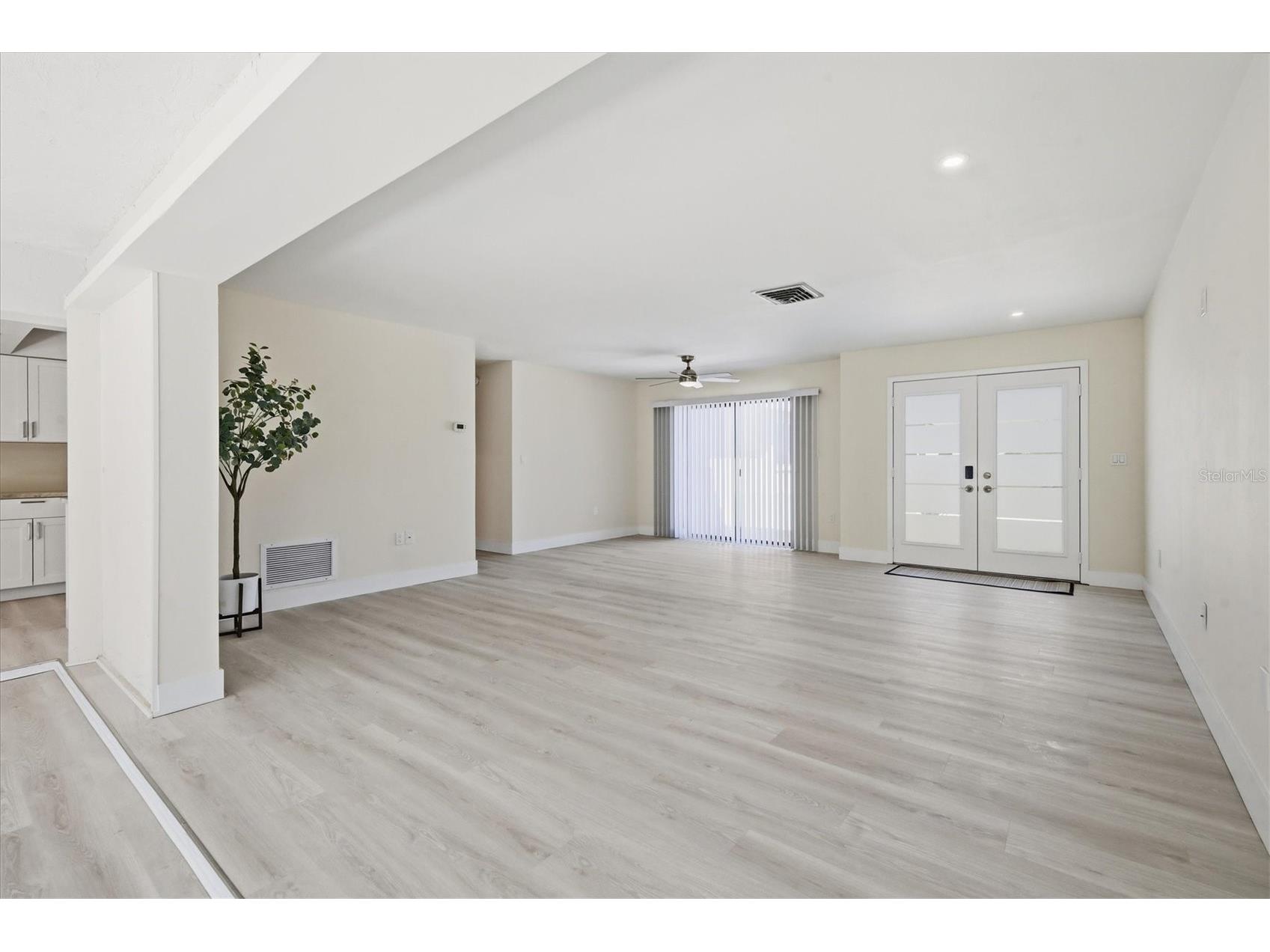 3 Dover Drive Englewood FL 34223 - FORKED CREEK ICW D6146041 image5