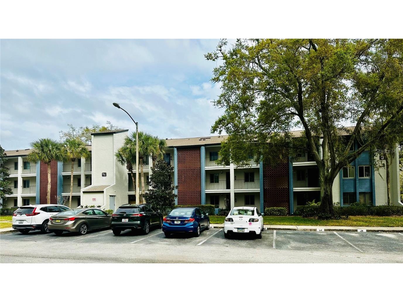 3 Escondido Circle #18 Altamonte Springs FL 32701 O6258994 image1