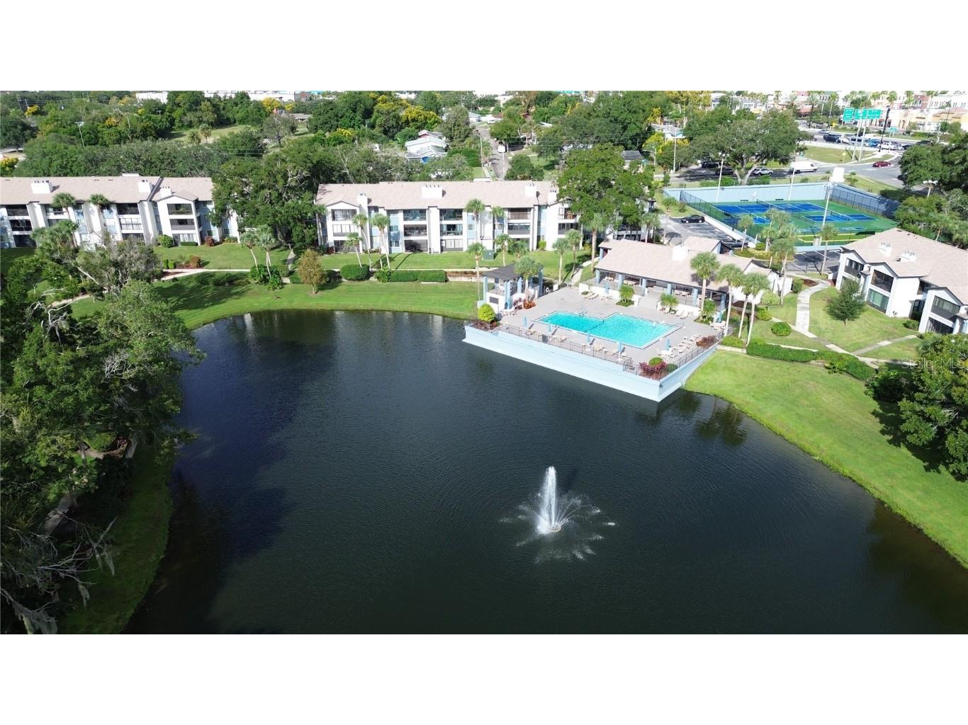 3 Escondido Circle #8 Altamonte Springs FL 32701 O6350630 image1